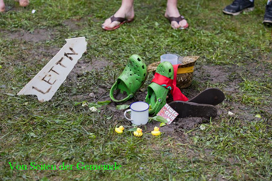 Stoabeatz - Schuhe im Gras - Teaser "Von Seiten der Gemeinde"